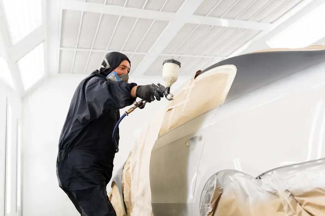 Pistes de solutions aux problèmes de peinture et finition dus au changement climatique en milieu de carrosserie